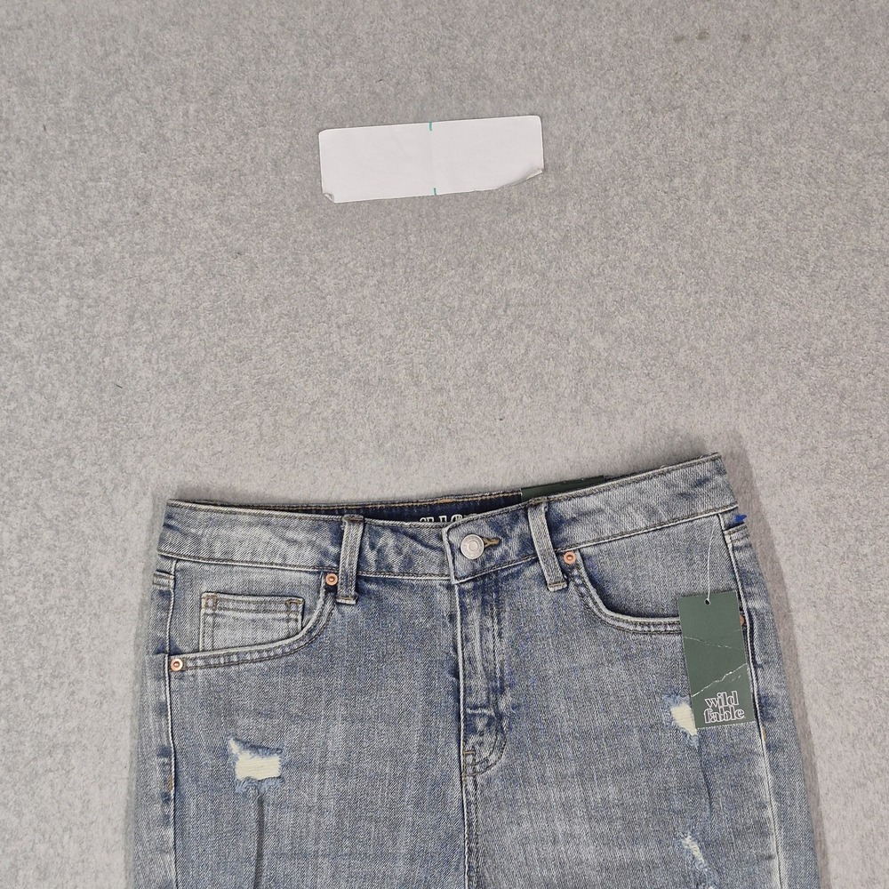 Wild Fable Women Shorts 6 / 28 WAIST Light Blue Denim Biker Distressed NWT - Picture 8 of 14